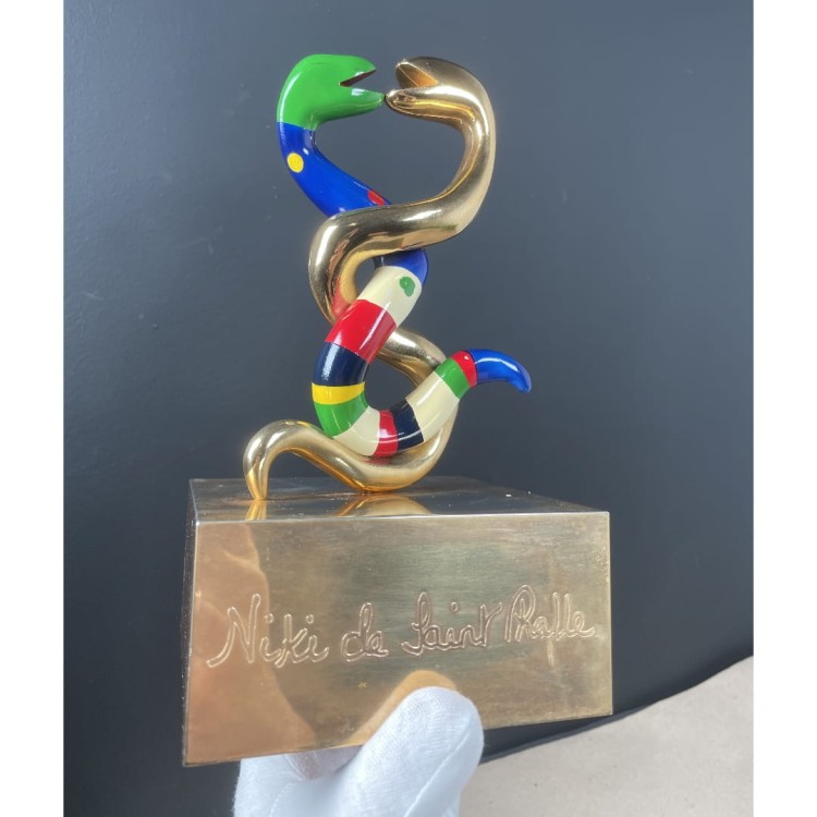 Niki de Saint Phalle , 1982 – Korek flakonu jako rzeźba