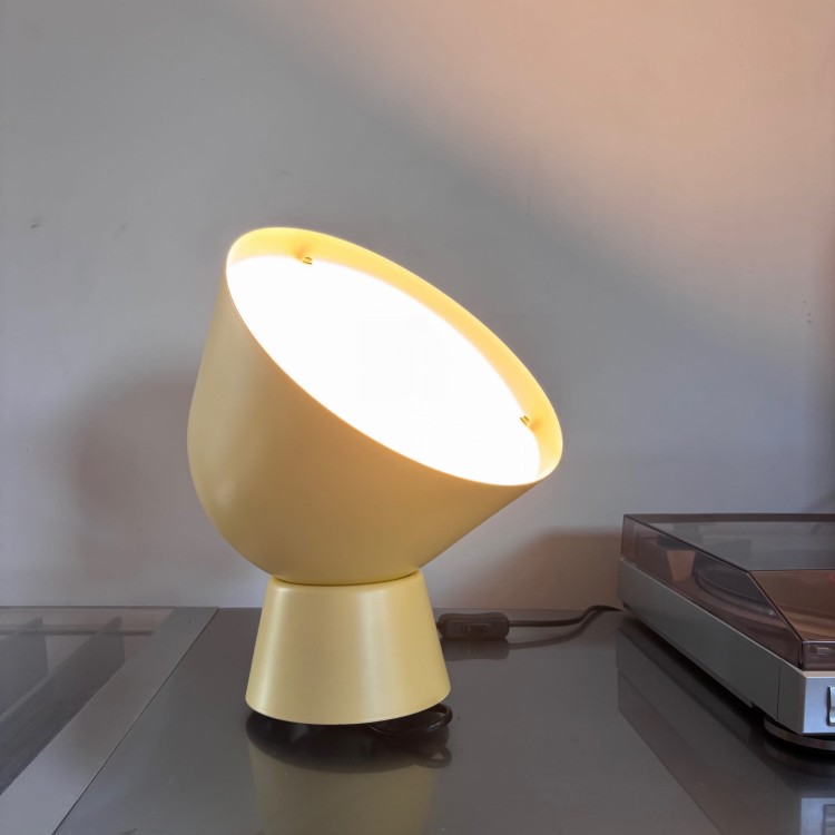 Lampka IKEA, proj. O. Wihlborg, seria PS 2017