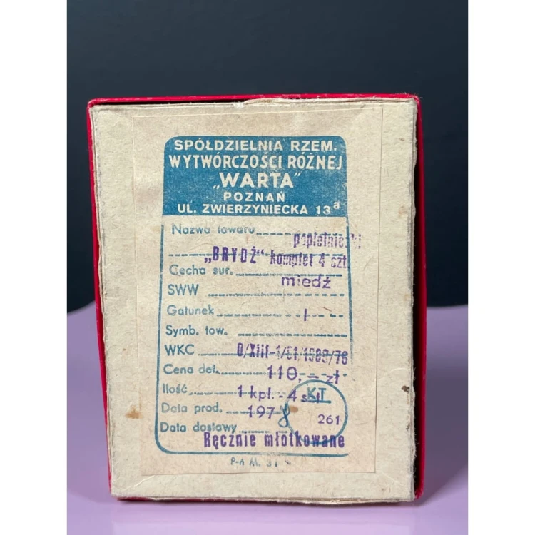 Komplet miedzianych popielniczek Brydż 1978 r.