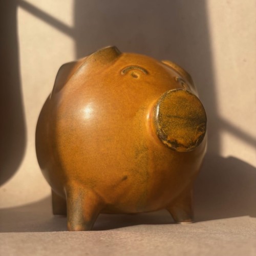 Ceramiczna skarbonka w kształcie świnki z lat 60-tych