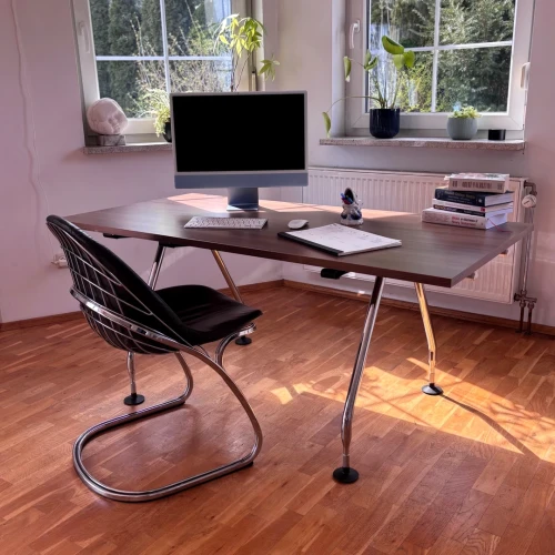 Vitra Ad Hoc