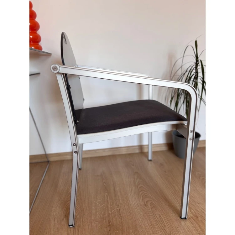 Thonet proj.Normana Fostera z serii A900