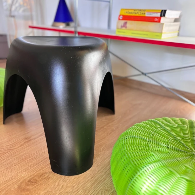 Vitra Elephant Stool, proj. Sori Yanagi