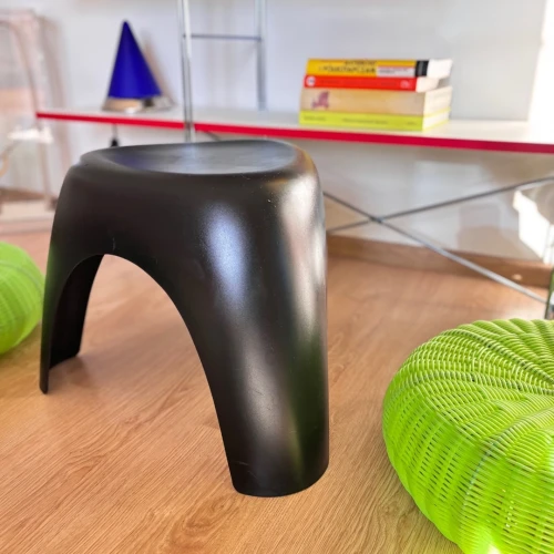 Vitra Elephant Stool, proj. Sori Yanagi