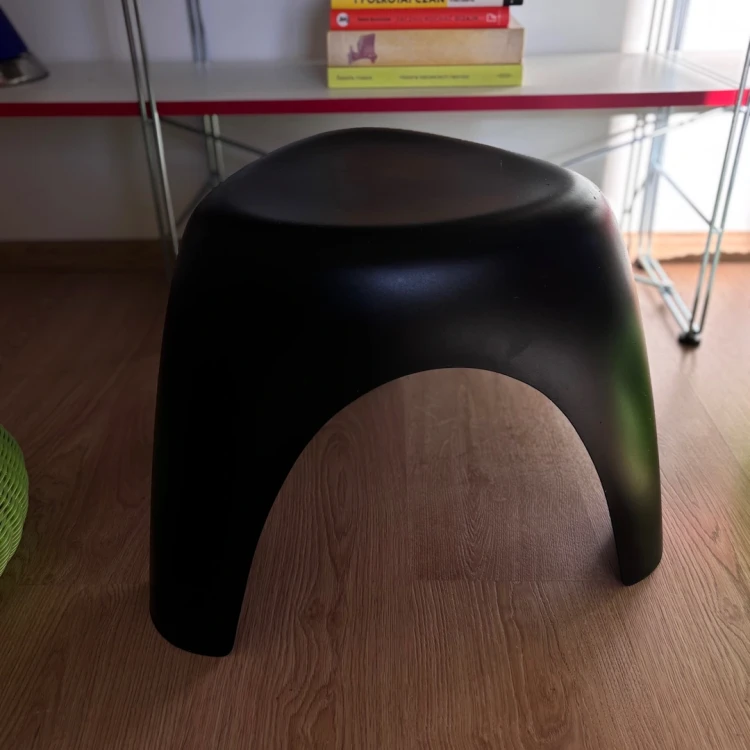 Vitra Elephant Stool, proj. Sori Yanagi