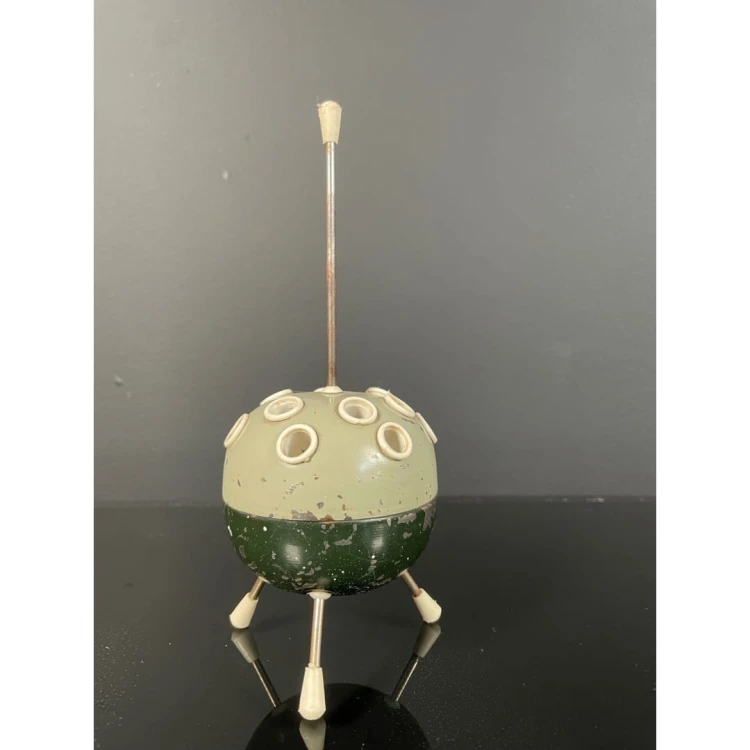 Sputnik pojemnik vintage na papierosy ostatecznie długopisy Space Age
