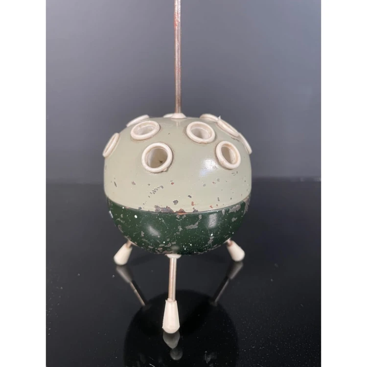Sputnik pojemnik vintage na papierosy ostatecznie długopisy Space Age