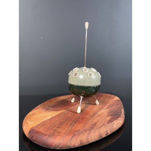 Sputnik pojemnik vintage na papierosy ostatecznie długopisy Space Age