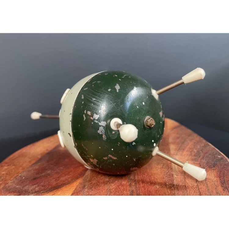 Sputnik pojemnik vintage na papierosy ostatecznie długopisy Space Age