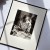 Reprodukcja fotografii „Les pains de Picasso” autorstwa Roberta Doisneau 1994 r.