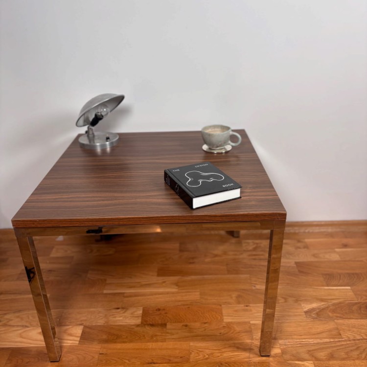 Stolik vintage solidnie wykonany przypomina Florence od Knoll